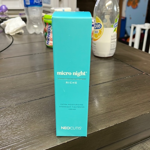 RICHE Extra Moisturizing Overnight Tightening Cream (1.69 fl. oz.)